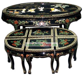 中国の見事な宮殿の漆器のテーブルとスツールのセット