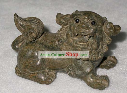 Mano clásico chino de madera tallada León