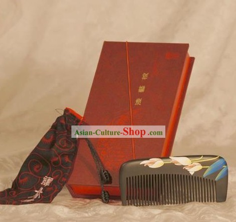 Chinese Carpenter Tan Lacquerwork Combs Gift Package