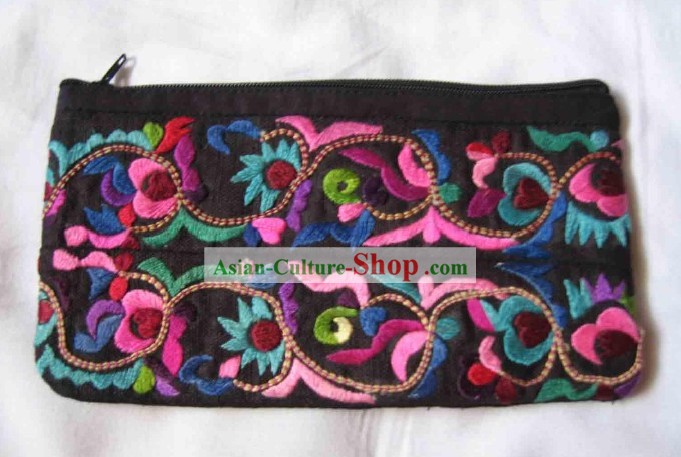 Chinese Large Miao Minority Silk Thread Hand Embroidery Purse