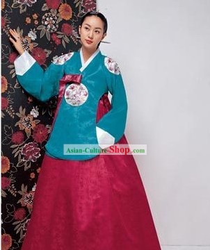 Корейские костюмы ханбок для женщин