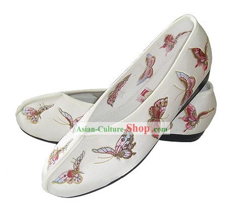 Chino tradicional y artesanal bordado zapatos de raso de la mariposa (blanco)