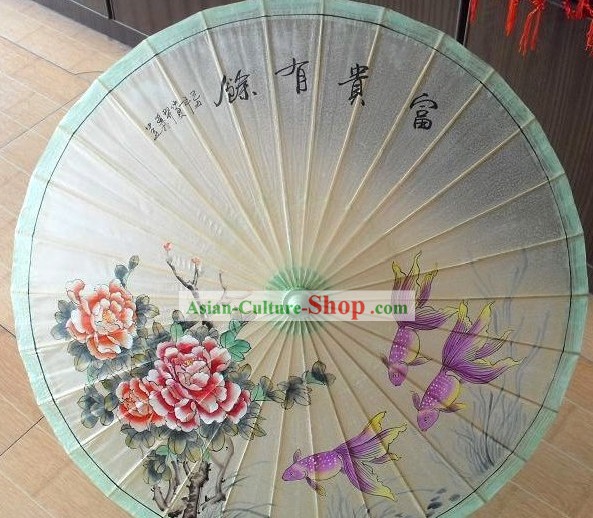 Chinês pintado de verde Peony e guarda-chuvas Goldfish
