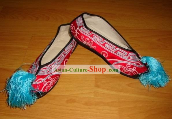 Chaussures en soie rouge