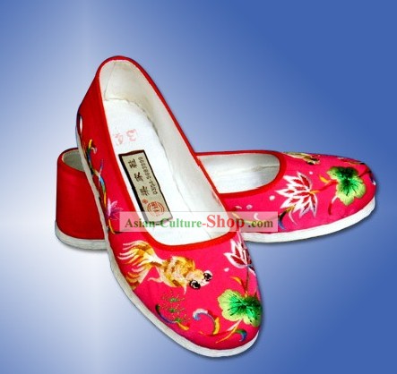 Fabriqué à la main chinoise chanceux Chaussures Goldfish Tissu Broderie