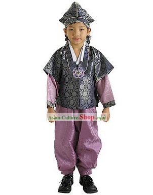 Traditionnel hanbok coréen pour les enfants