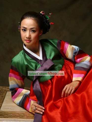 한국의 전통 한복 드레스