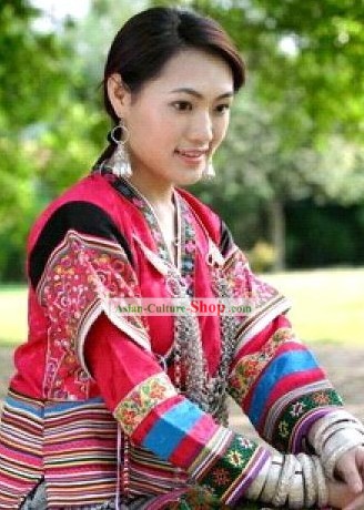 Minorías Miao impresionante hilo de seda bordado a mano chino chaqueta
