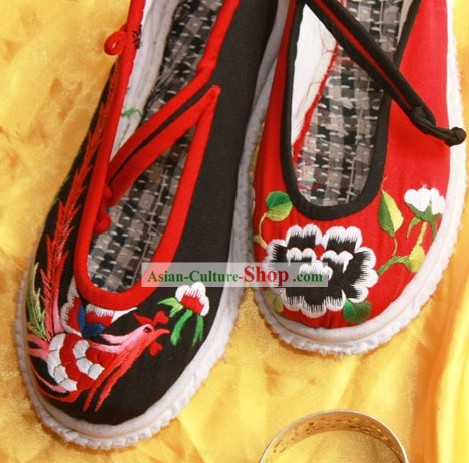 Chinese Traditional Embroidery Phoenix Shoes