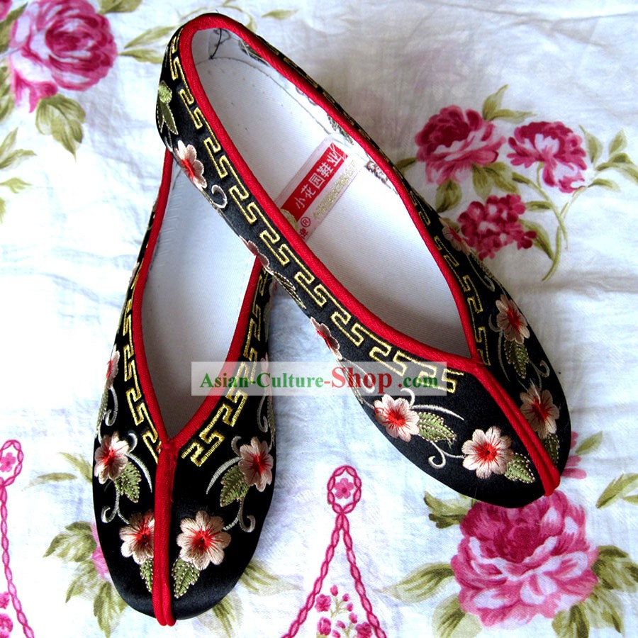 Chinese Black Hanfu Embroidery Shoes for Bride