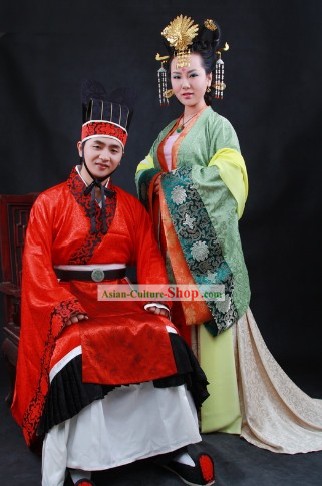Traditional Chinese Bride and Bridegroom Wedding Dress 2 Sets