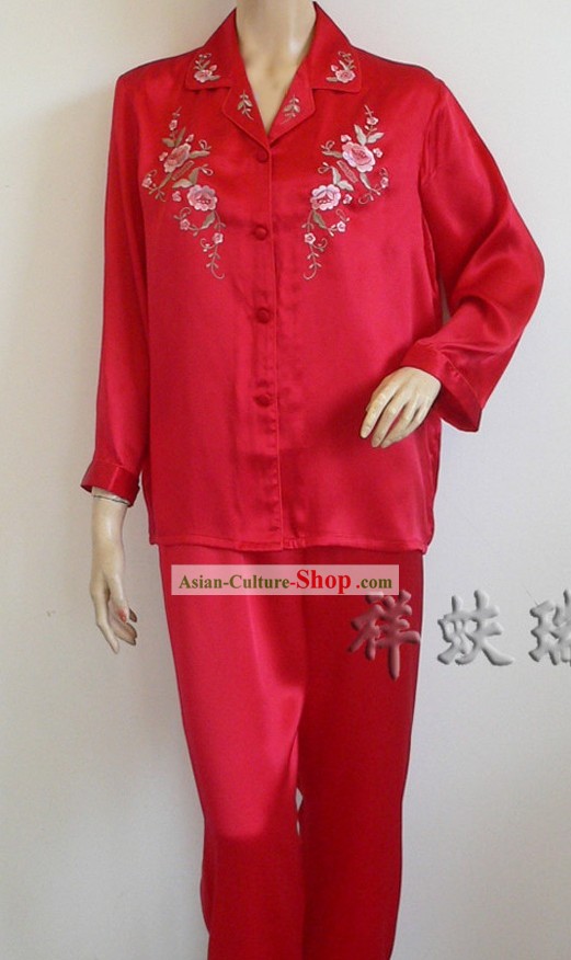 Beijing Rui Fu Xiang Silk Wedding Pajama for Bride