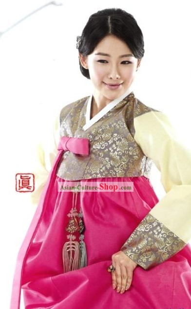 Traditional Korean Women Hanbok