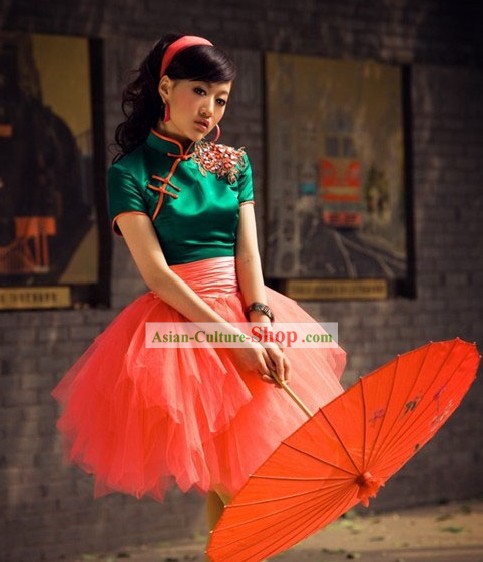 Traditional Chinese Umbrella Dance Costumes