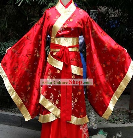 Traditional Chinese Red Hanfu Wedding Garment for Women
