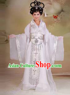 Ancient Chinese Lady in White Costumes for Women