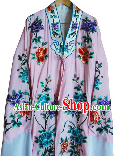 Long Sleeve Chinese Dramatic Embroidered Robe for Women