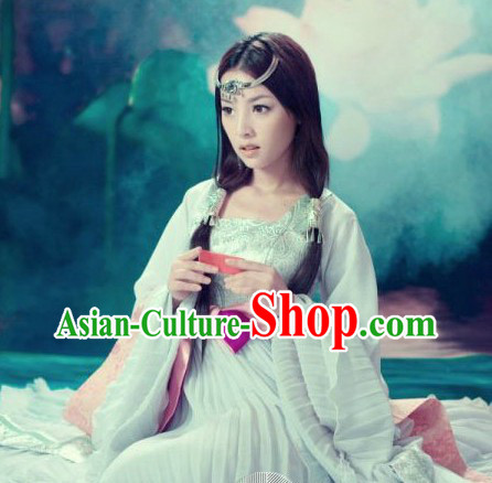 Chinese Classical Light Green Dance Costumes for Women