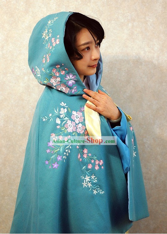 Ancient Chinese Blue Embroidered Flower Princess Royal Cape