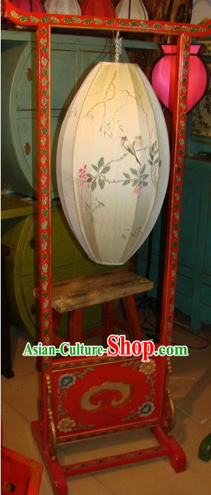 Chinese Classic Handmade and Painted Wooden Palace Floor Lantern