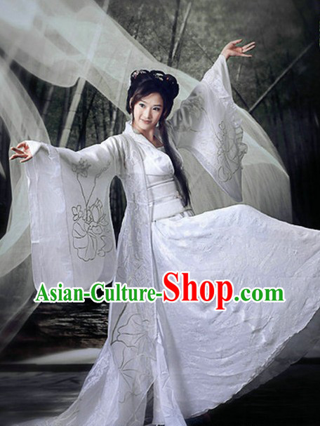 Ancient Chinese Artist Dancer White Flower Costume