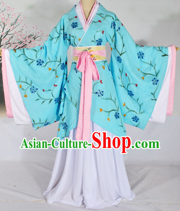 Ancient Chinese Han Dynasty Light Blue Clothes for Women