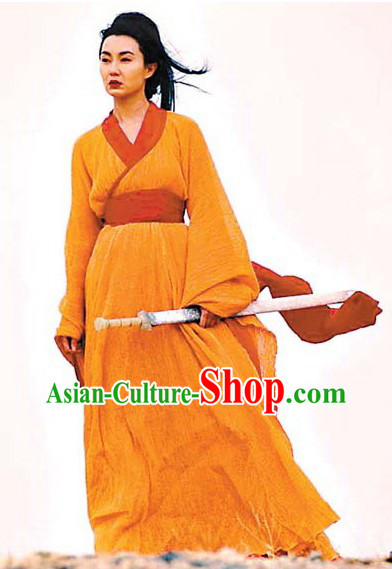 Ancient Chinese Orange Swordswoman Costumes in Hero