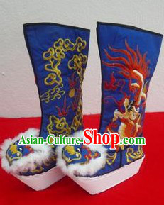 Traditional Chinese Blue Embroidered Dragon High Sole Boots