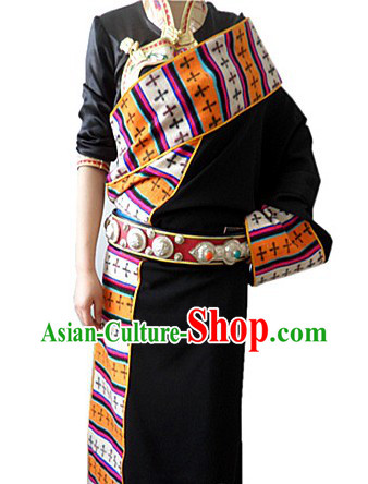 Traditional Chinese Black Tibetan Clothing Complete Set for Women