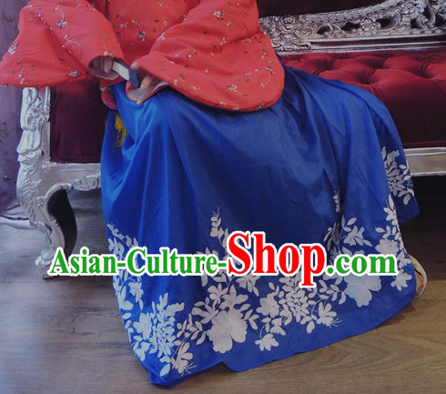 Blue Ming Dynasty Princess Embroidered Flower Skirt
