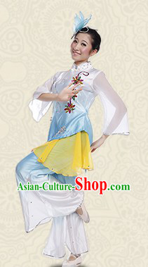 Chinese Traditional Dance Costume and Headwear for Women