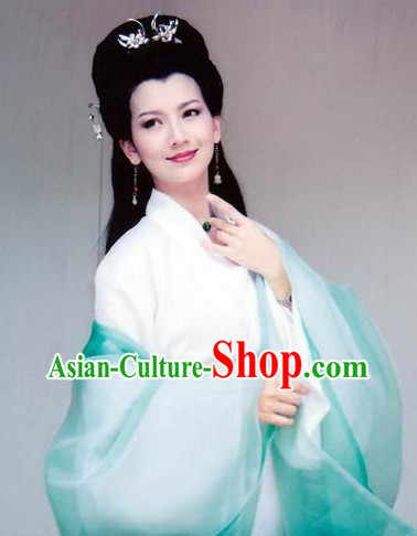 Ancient Chinese Zhao Yazhi Costumes and Headwear for Women