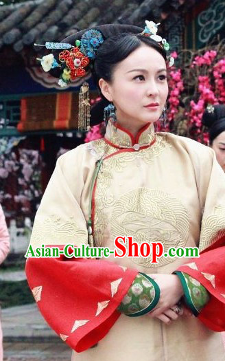 White Qing Dynasty Imperial Palace Concubine Robe for Women