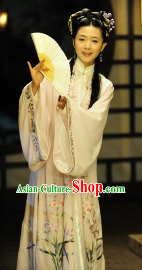 Liu Ru Shi / Threads of Time Ming Dynasty Female Clothing and Hair Accessories