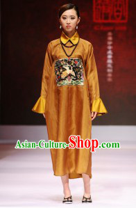 Golden Chinese Official Costume Style Dress