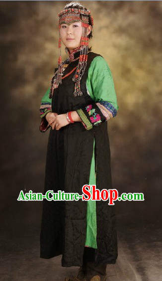 Chinese Mongolian Traditional Clothes for Women