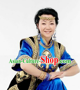 Chinese Traditional Mongolian Clothes for Women