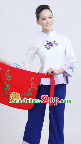 Chinese Folk Yangge Dancing Costumes and Headpiece for Women
