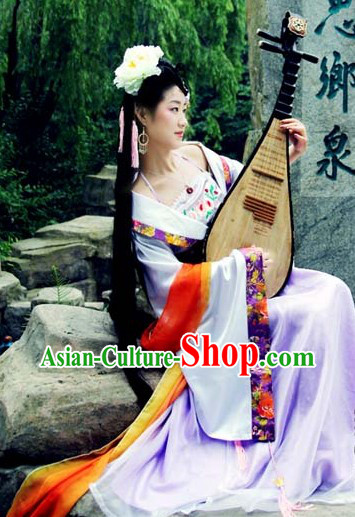 Ancient Chinese Tang Dynasty Clothes Set and Hair Accessories for Women