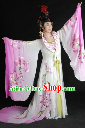 Traditional Chinese Tang Dynasty Embroidered Lotus Empress Clothing and Wig