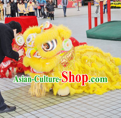 Yello Wool Fut San Competition and Parade Lion Dance Costume Complete Set