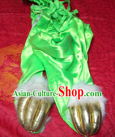 Light Green Lion Dance Claws for Professional Performance and Competition