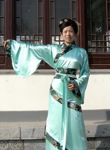 Ancient Chinese Princess Outfit and Umbrella Complete Set