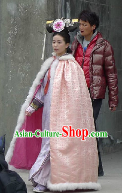 Qing Dynasty Winter Snow Cloak Mantle for Women