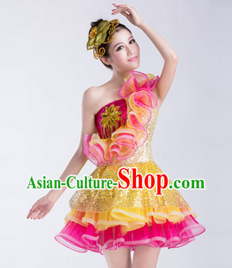 Enchanting Effect Folk Dance Costumes and Headwear Complete Set for Women 3