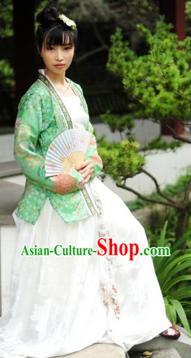 Song Dynasty Clothing for Women