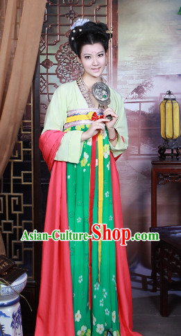 Chinese Tang Dynasty Traditional Dress for Women