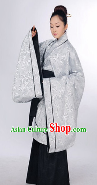 Editor's Picks Chinese Classical Recital Costumes for Women