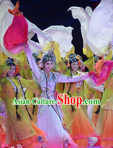 Chinese Classic Dancing Costumes and Headwear for Women