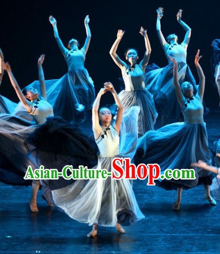 Traditional Chinese Modern Dance Costumes